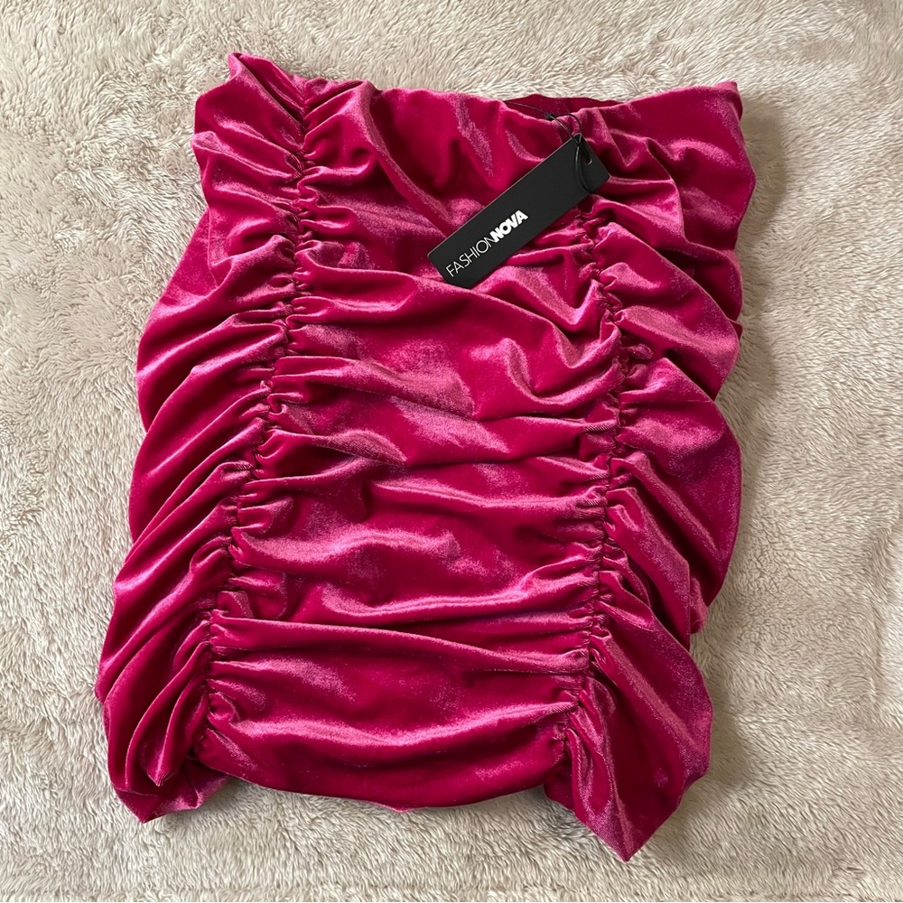 Pink velvet material Fashion Nova mini skirt scrunched style